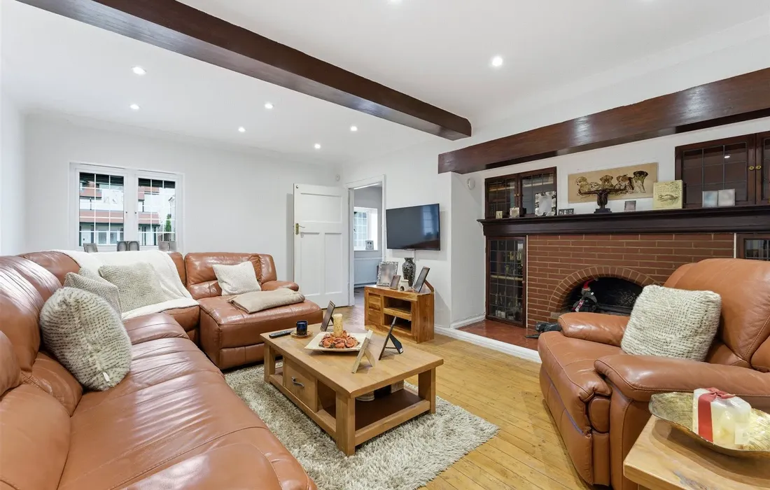 5 bedroom house for sale