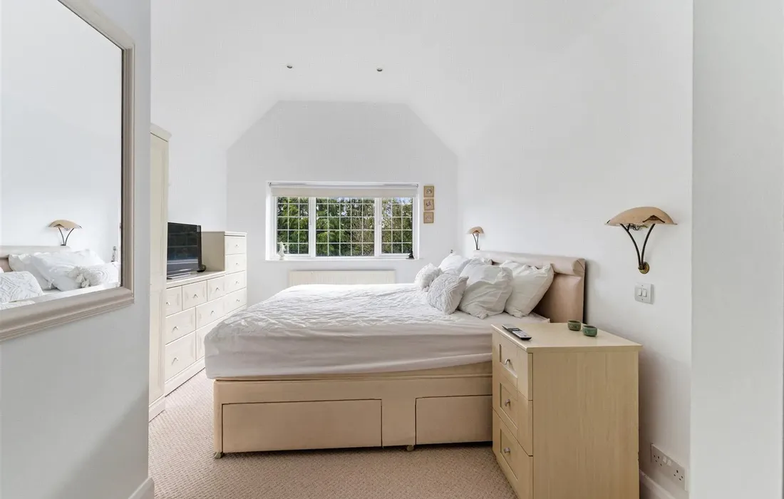 5 bedroom house for sale