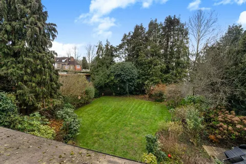 5 bedroom house for sale