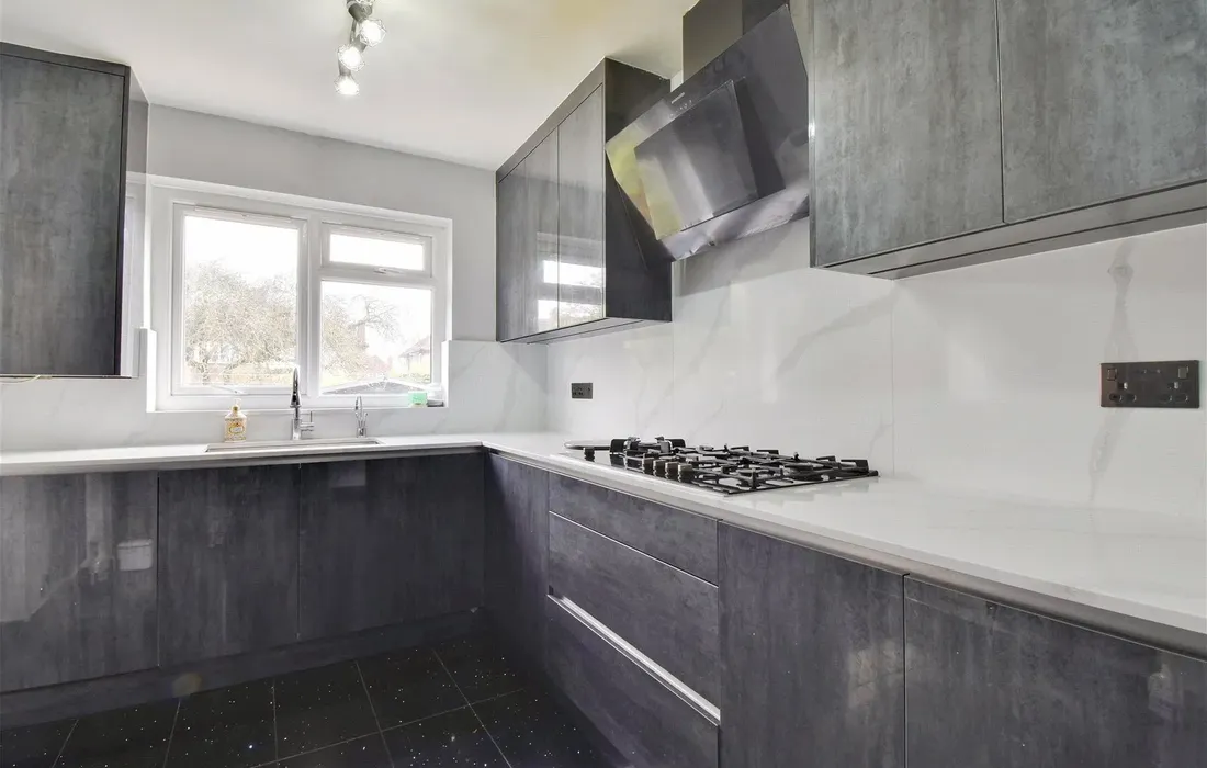 4 bedroom house to rent