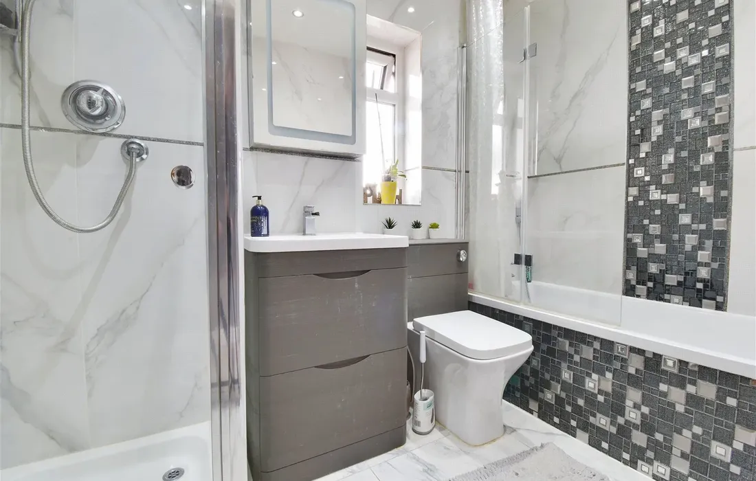 4 bedroom house to rent