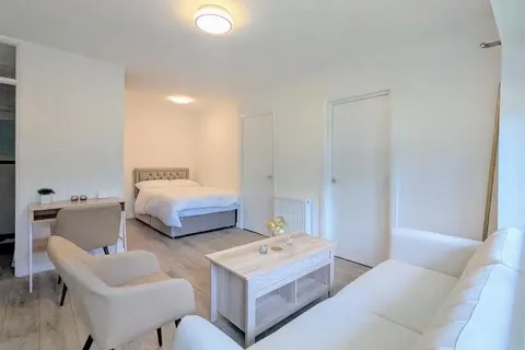studio apartment apartment to rent