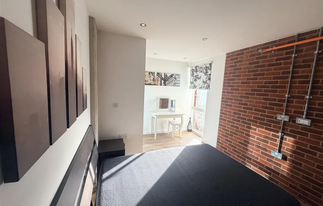 2 bedroom apartment for sale