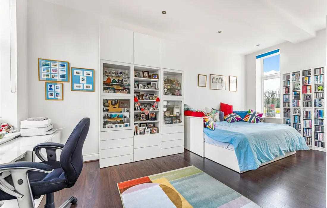 2 bedroom apartment for sale