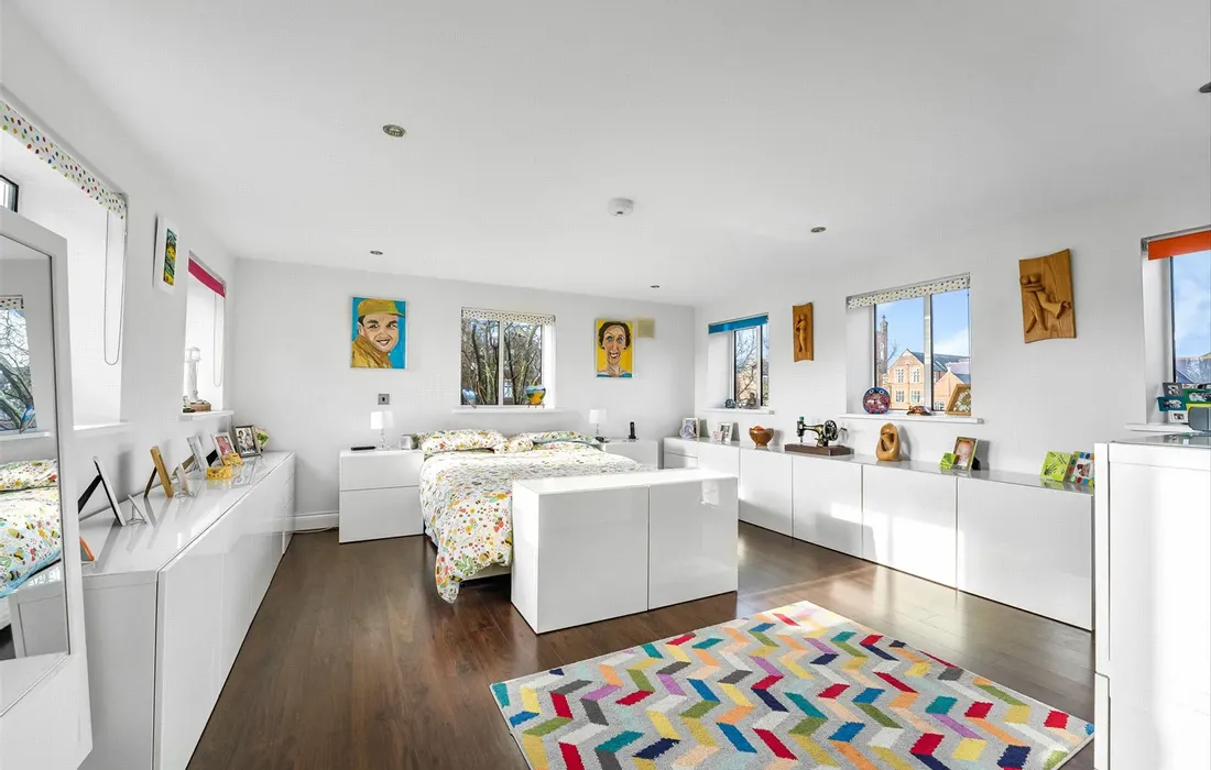 2 bedroom apartment for sale