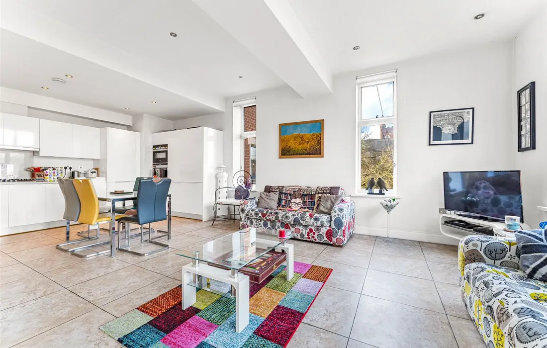 2 bedroom apartment for sale