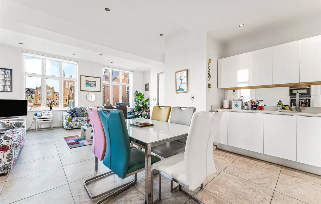 2 bedroom apartment for sale