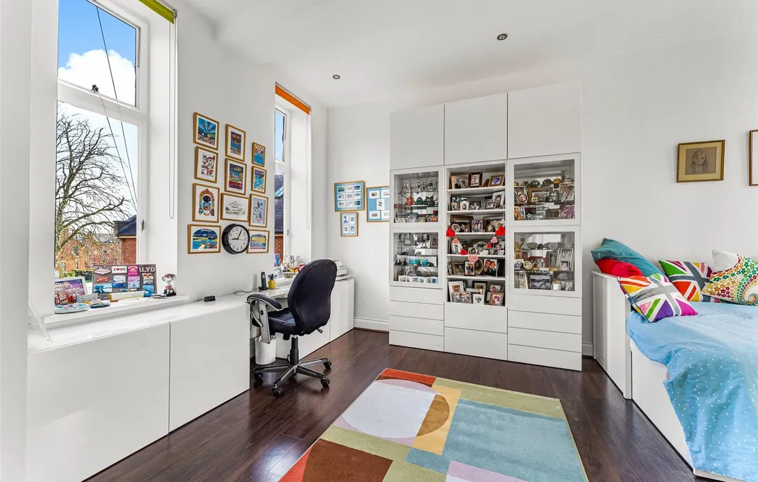 2 bedroom apartment for sale