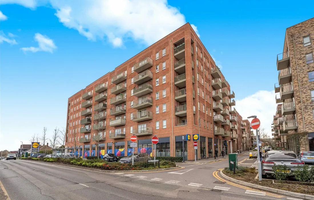 2 bedroom apartment for sale