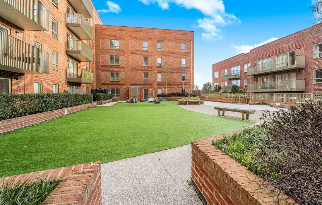 2 bedroom apartment for sale
