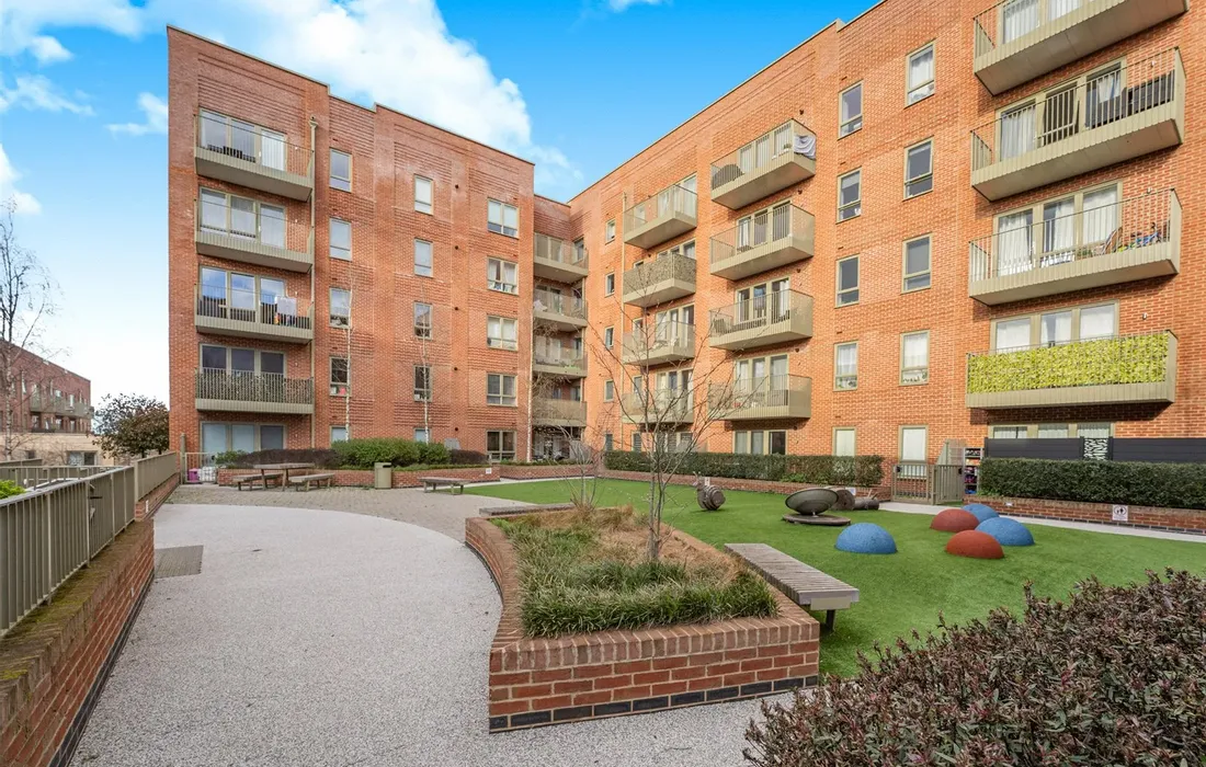 2 bedroom apartment for sale