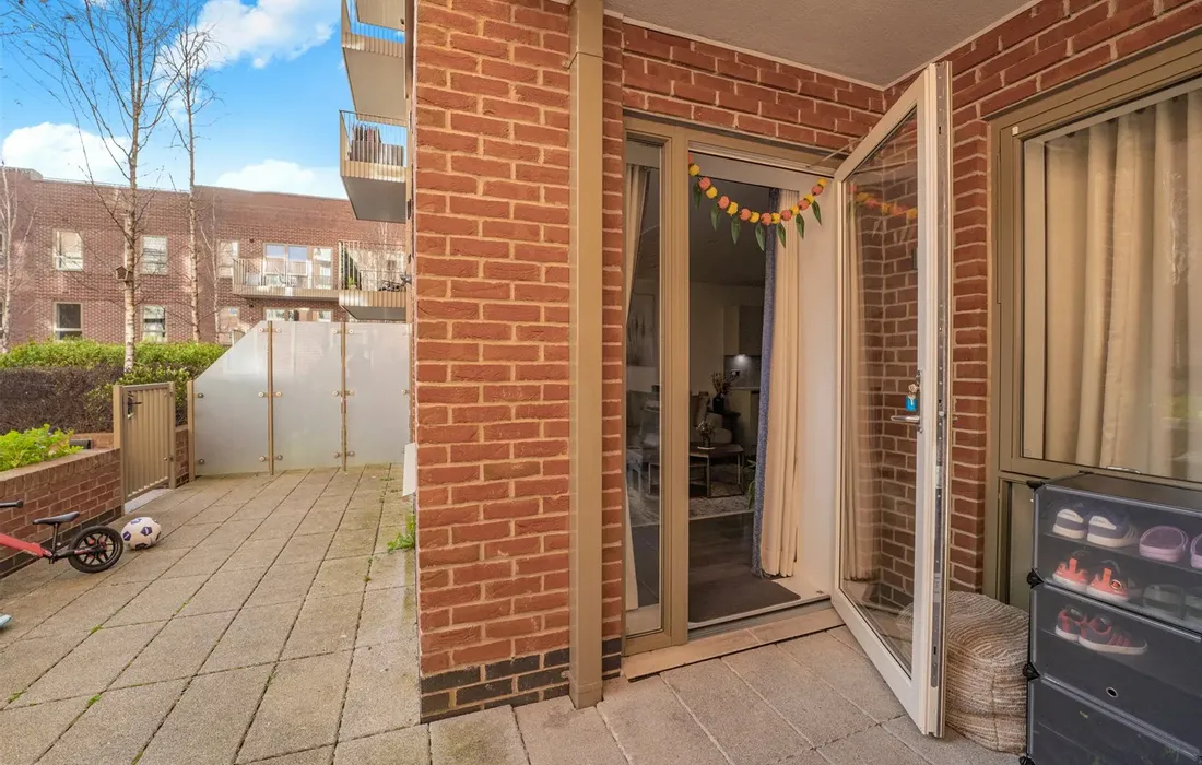 2 bedroom apartment for sale