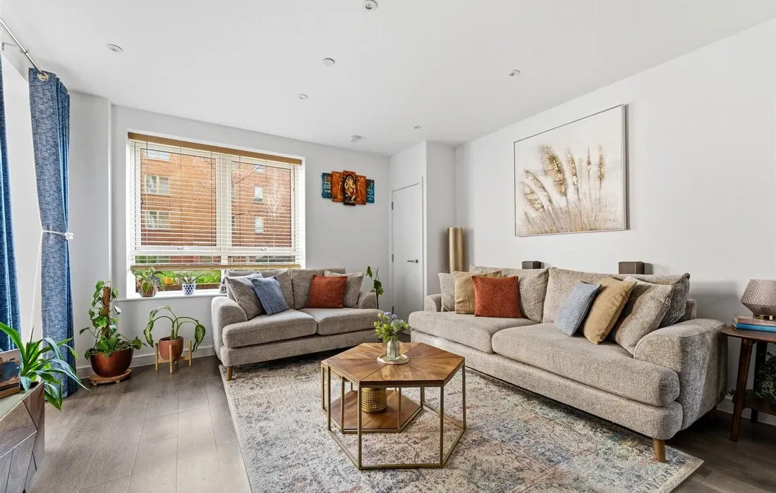 2 bedroom apartment for sale