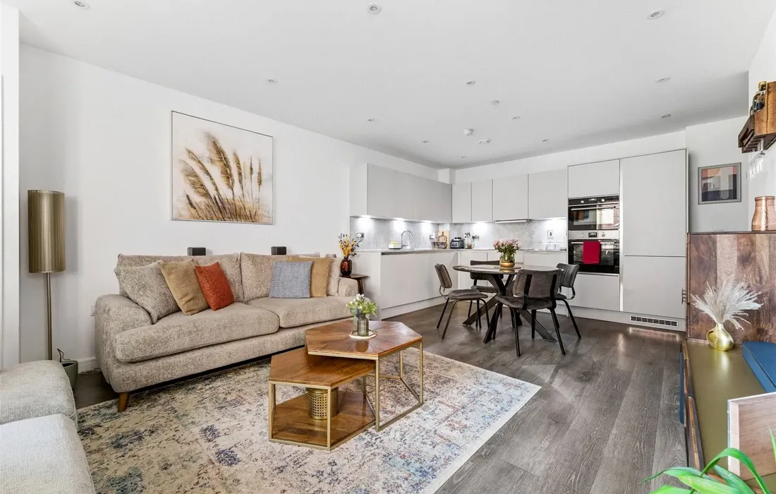 2 bedroom apartment for sale