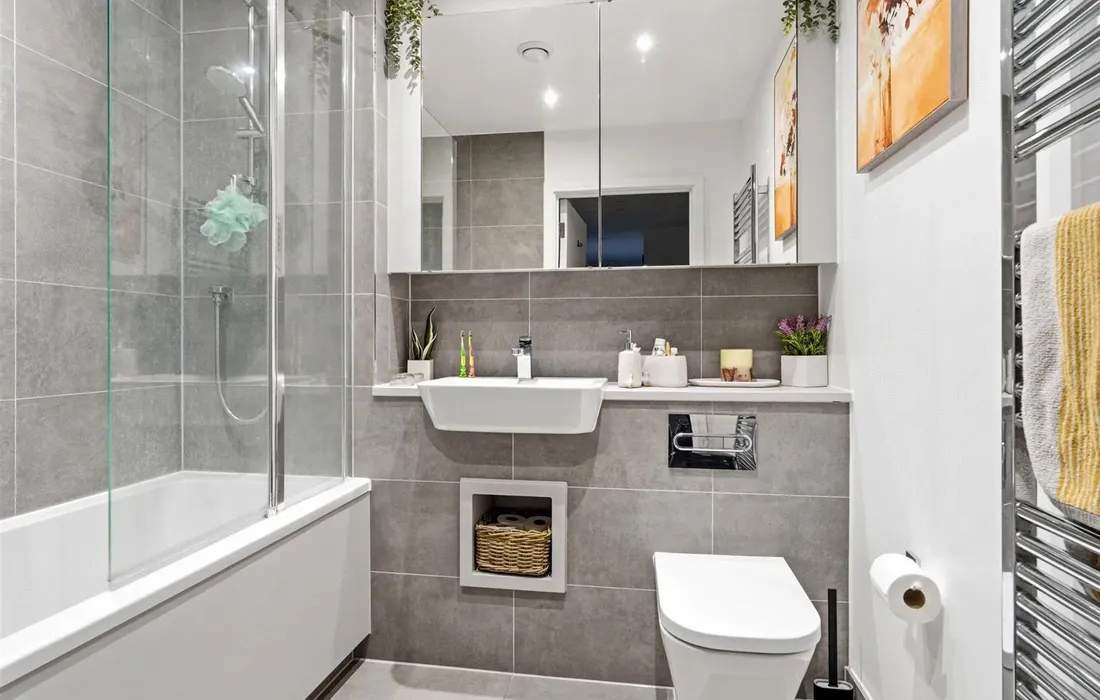 2 bedroom apartment for sale