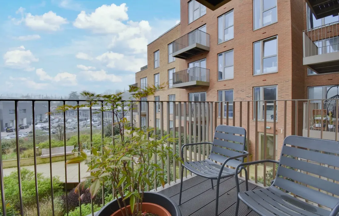 2 bedroom apartment to rent