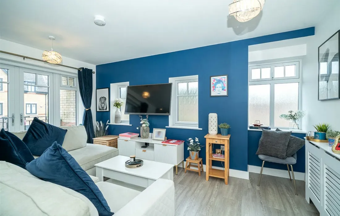 3 bedroom apartment for sale