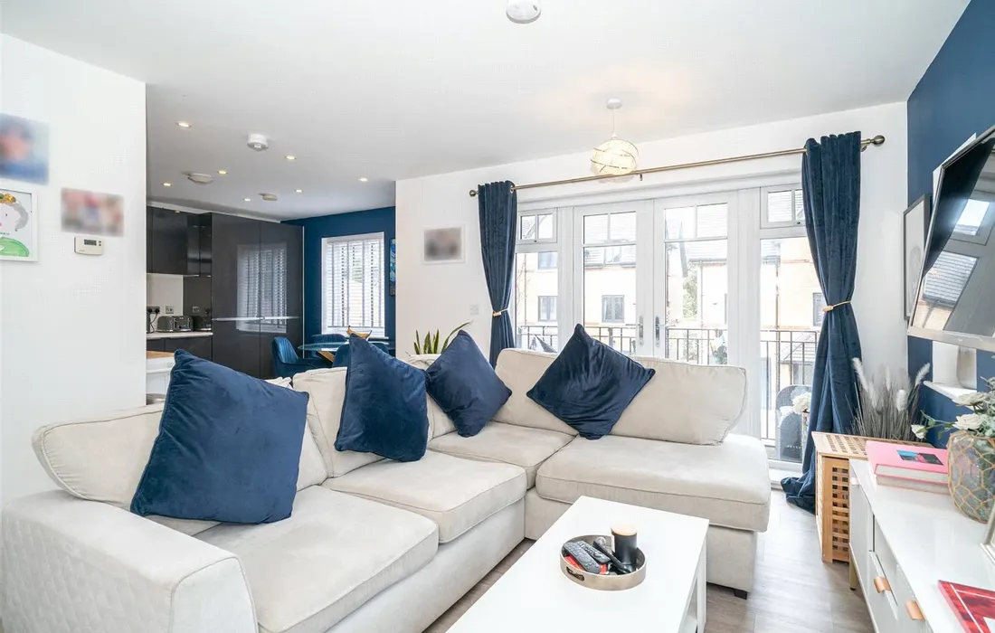 3 bedroom apartment for sale