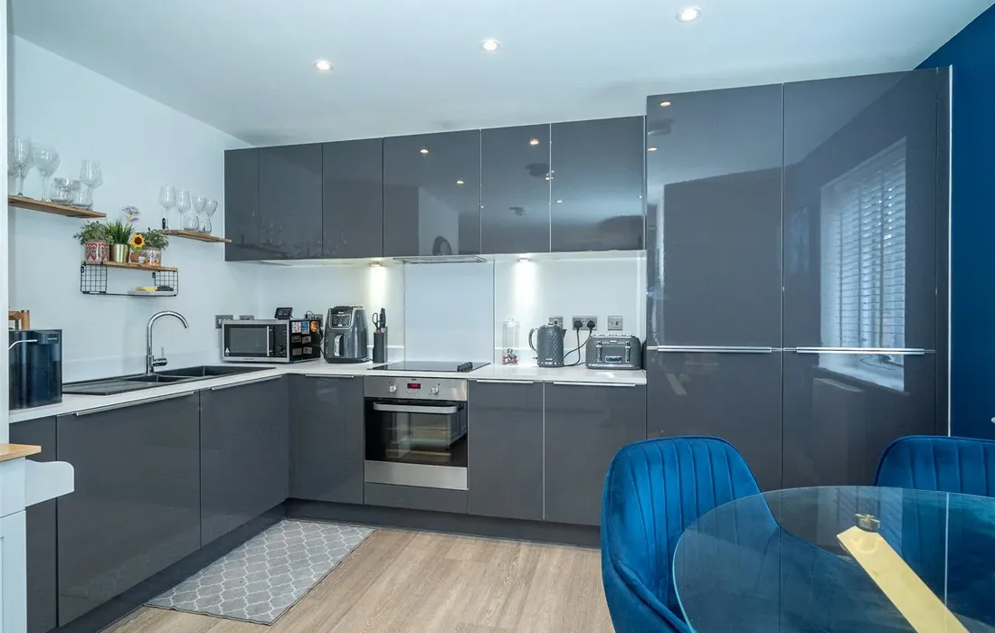 3 bedroom apartment for sale