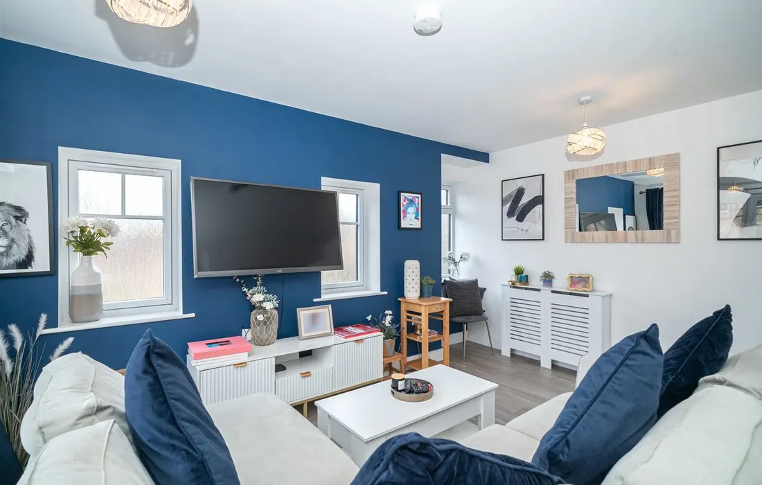 3 bedroom apartment for sale