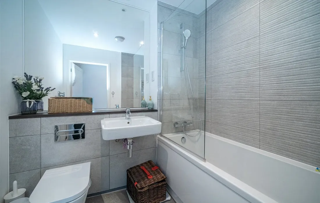 3 bedroom apartment for sale