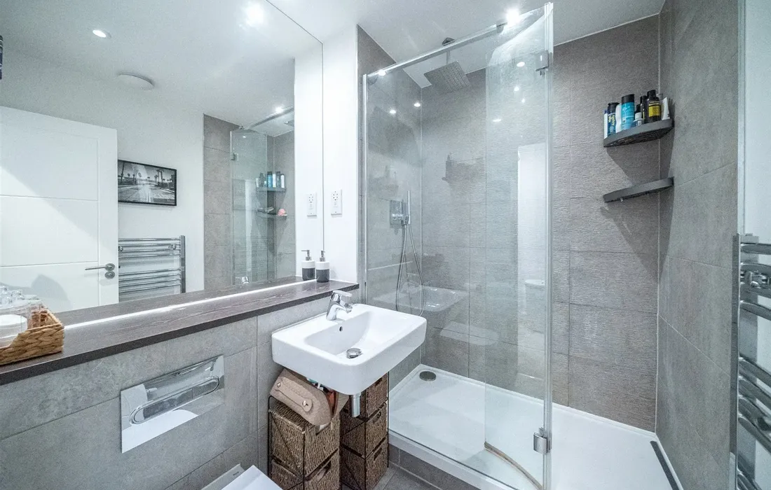 3 bedroom apartment for sale