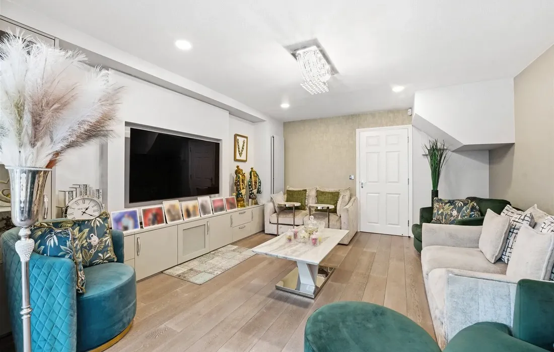 3 bedroom house for sale