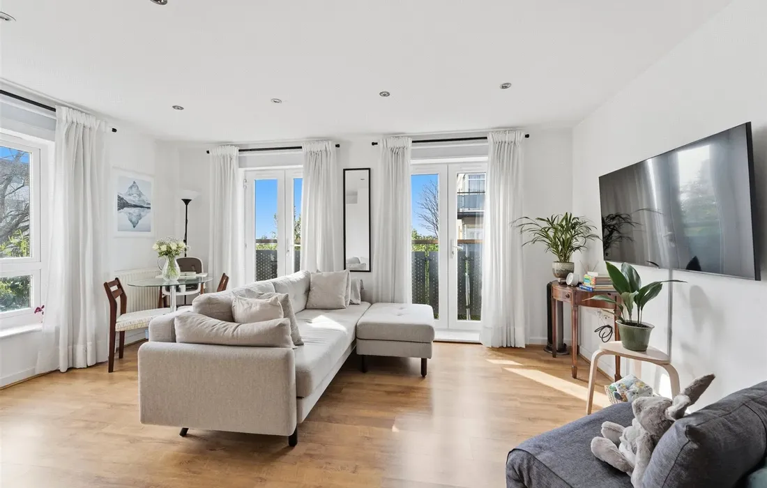 1 bedroom apartment for sale