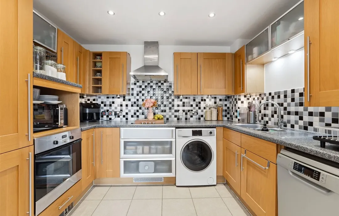 1 bedroom apartment for sale