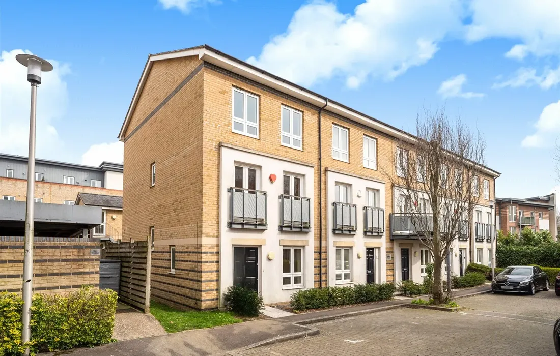 1 bedroom apartment for sale