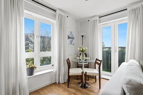 1 bedroom apartment for sale