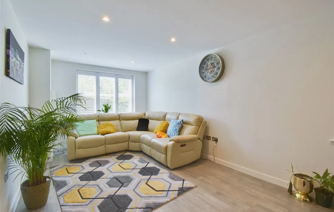 4 bedroom house to rent