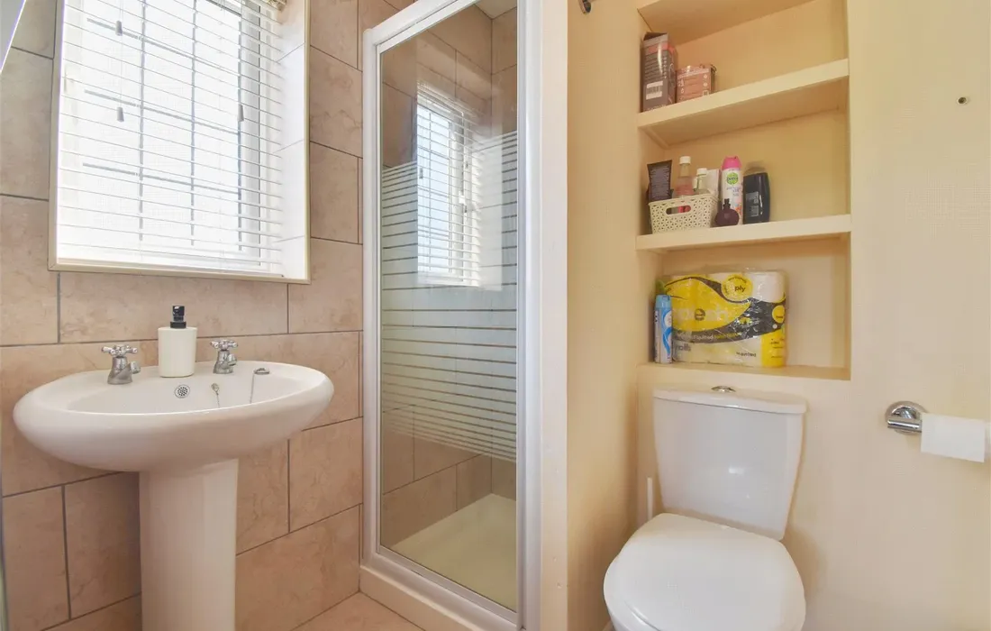 4 bedroom house to rent