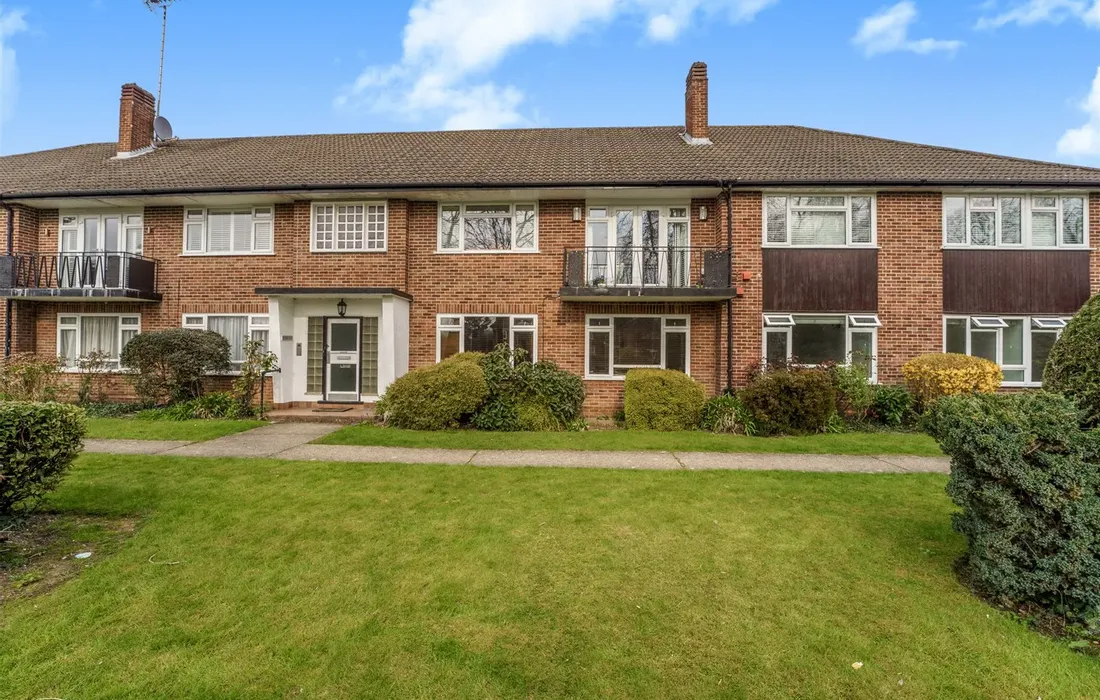 2 bedroom apartment for sale