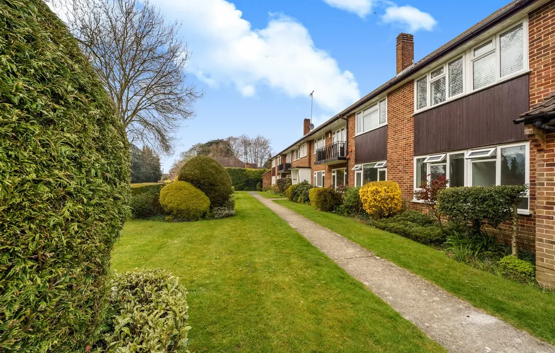 2 bedroom apartment for sale