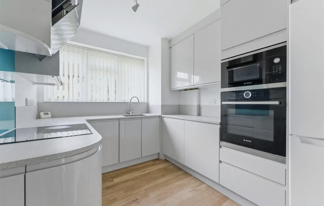 2 bedroom apartment for sale