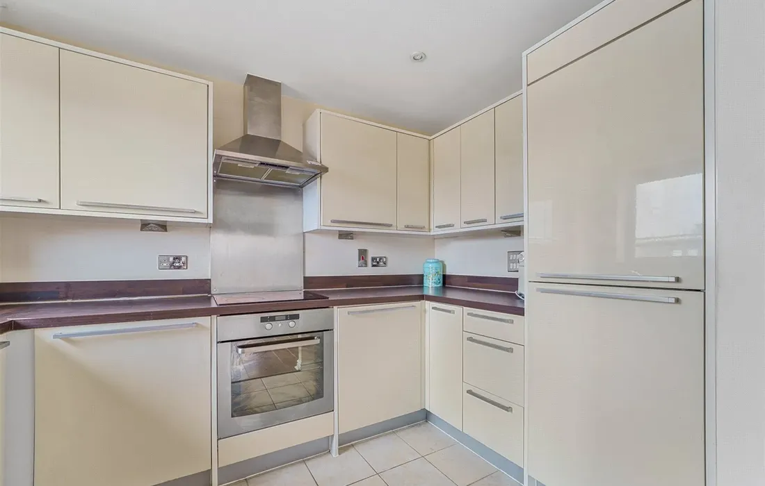 2 bedroom apartment for sale