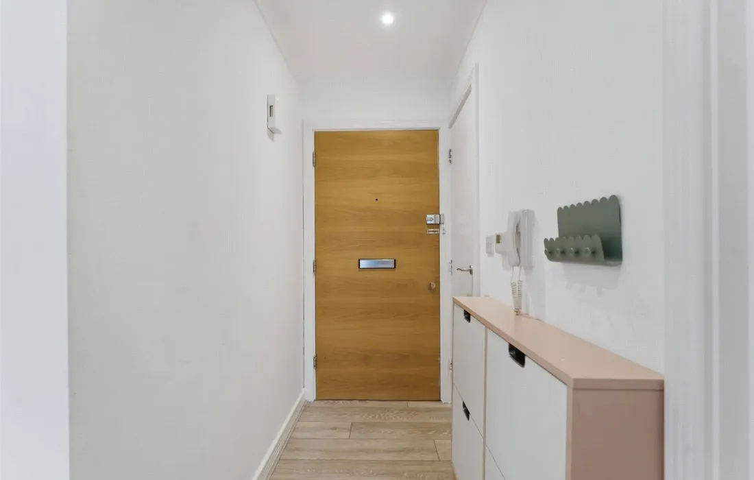 2 bedroom apartment for sale