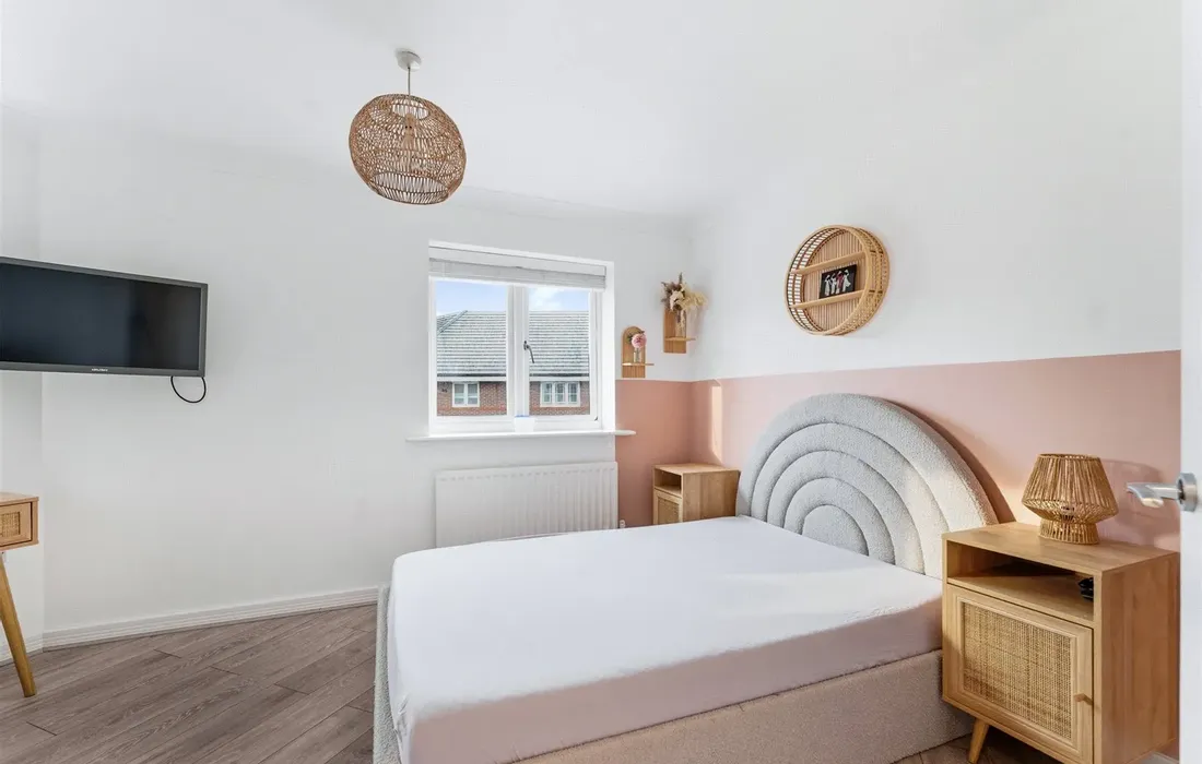 2 bedroom apartment for sale