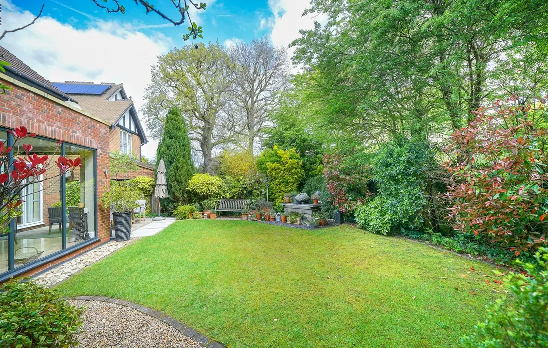 5 bedroom house for sale