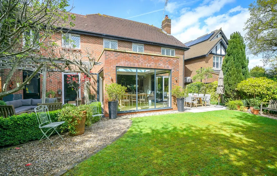 5 bedroom house for sale