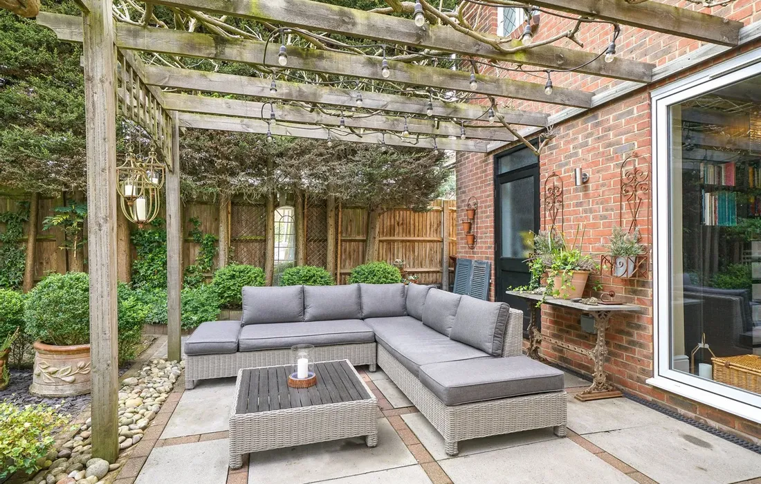 5 bedroom house for sale