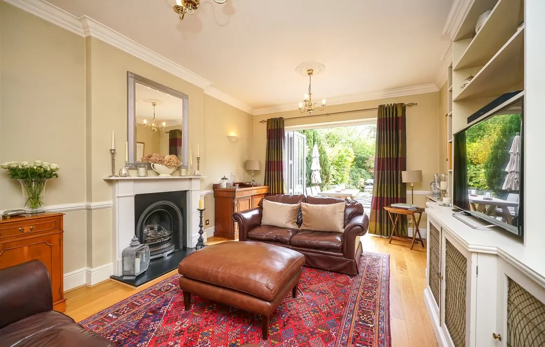 5 bedroom house for sale