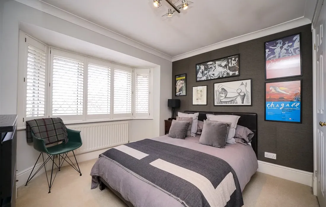 5 bedroom house for sale