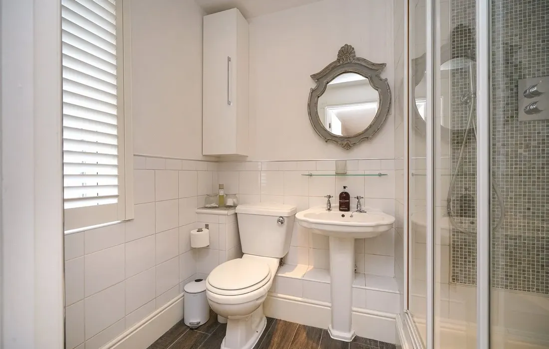 5 bedroom house for sale