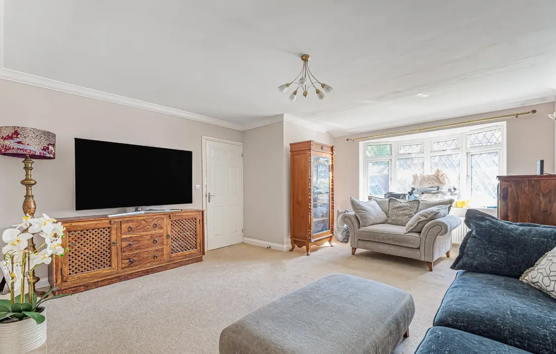 5 bedroom house to rent