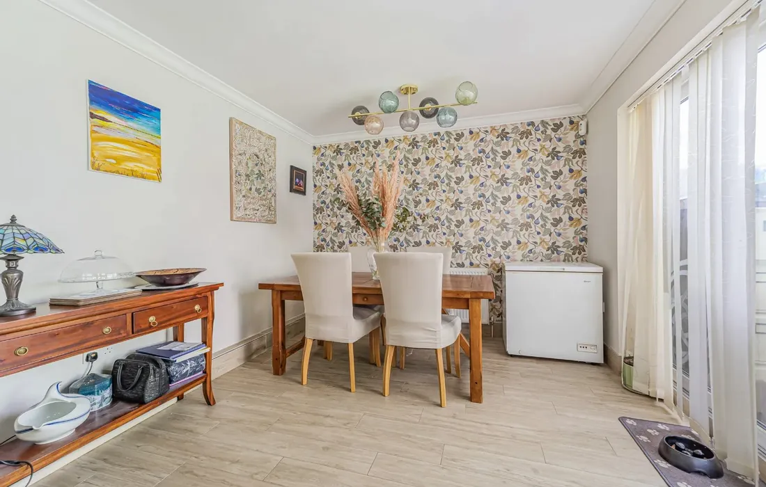 5 bedroom house to rent