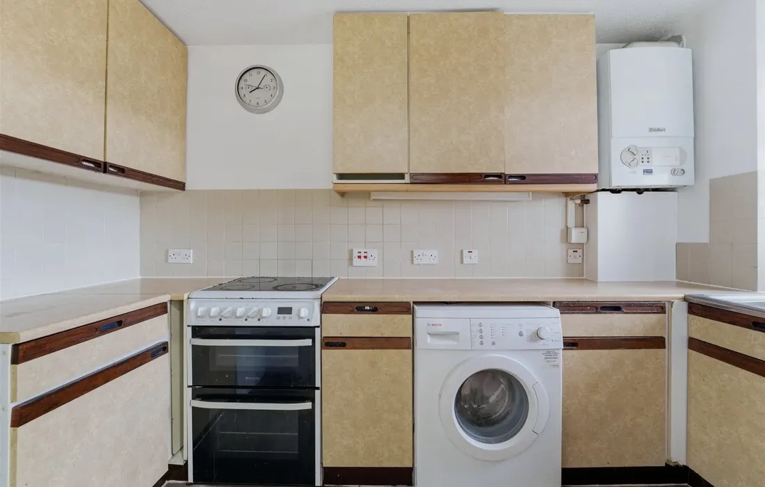 1 bedroom apartment for sale