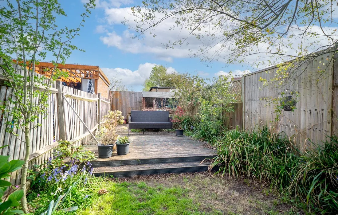 2 bedroom house for sale