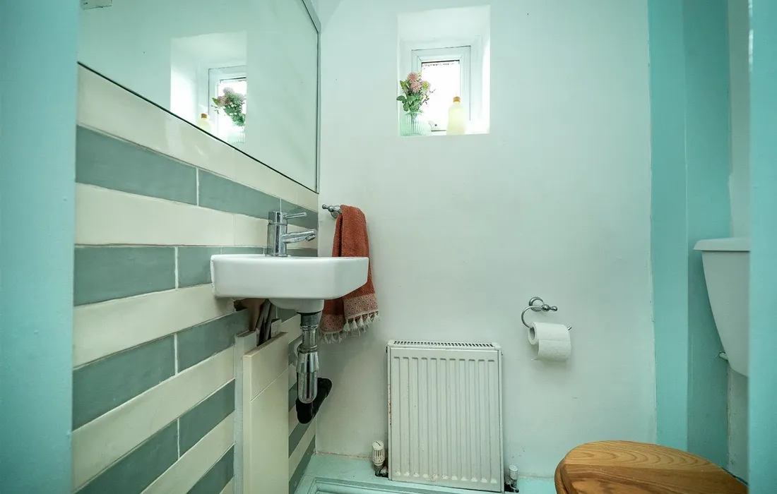 2 bedroom house for sale